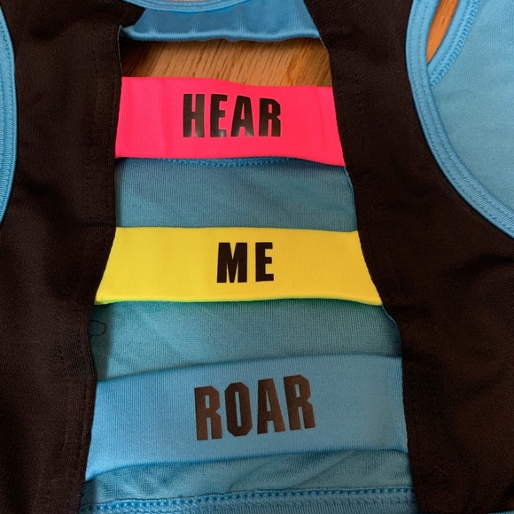 Justice sports bra size 32 - Picture 3 of 4